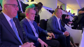Dışişleri Bakanı Çavuşoğlu, Türkiye-Belçika maçını izledi