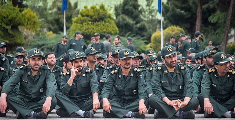İran ölkədən kənar qətllər üçün cinayatkarları cəlb edir