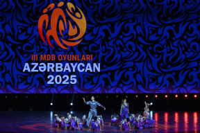 Gəncədə III MDB Oyunlarının açılış mərasimi keçirilib, Prezident və birinci xanım tədbiri izləyiblər